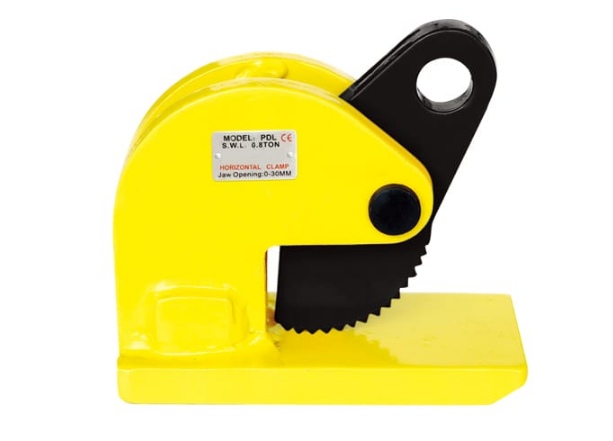 鋼廠吊運作業常備工具之鋼板吊裝鉗