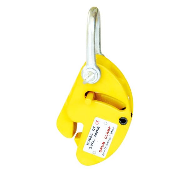 油桶鉗用于染料桶的吊運(yùn)